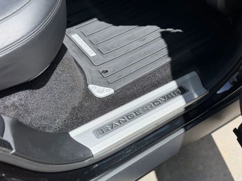 Used 2019 Land Rover Range Rover Long Wheelbase Supercharged AWD/4WD image 25