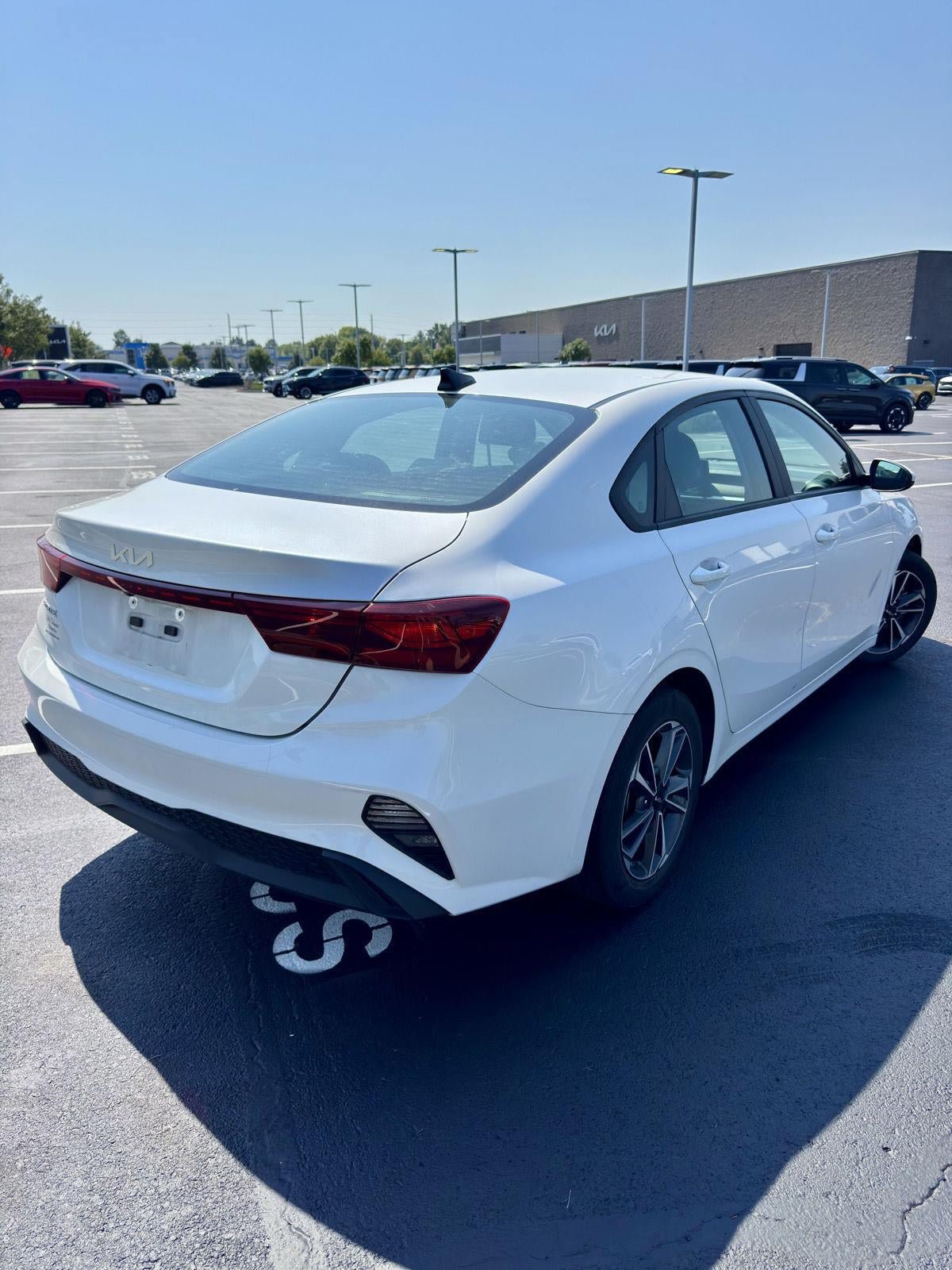 Used 2023 Kia Forte LXS FWD image 5
