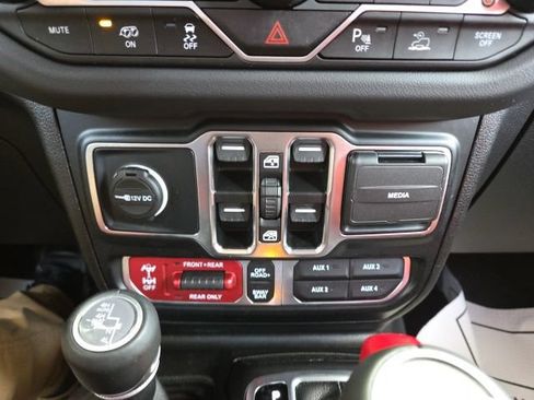 Used 2024 Jeep Wrangler Unlimited Rubicon 392 AWD/4WD image 73