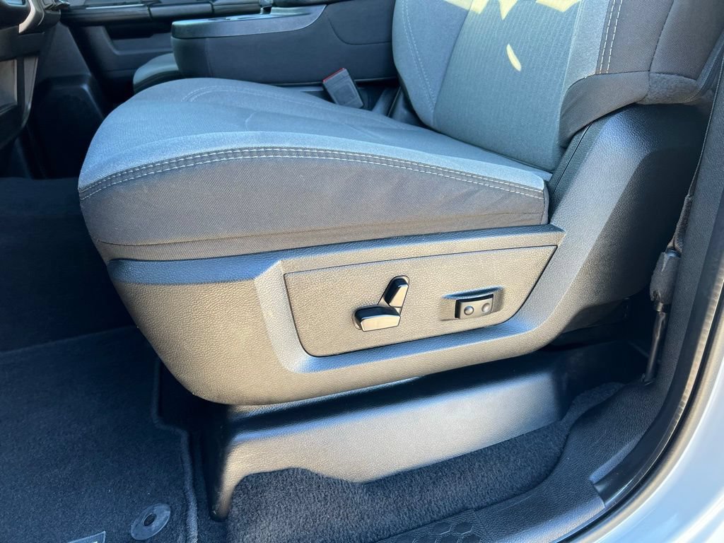 Used 2023 RAM 2500 Big Horn w/ Level 1 Equipment Group AWD/4WD image 14