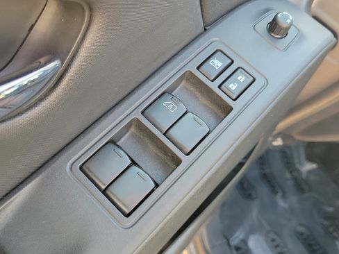 Used 2022 Nissan Frontier PRO-4X w/ Pro-4X Premium Package image 20