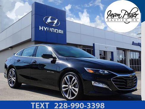 Used 2025 Chevrolet Malibu LT FWD image 1