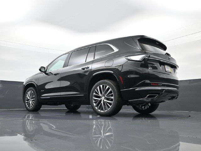 Used 2026 Buick Enclave Avenir w/ Super Cruise Package AWD/4WD image 28