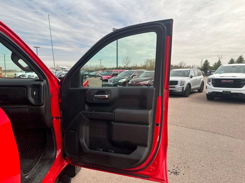 Used 2023 Chevrolet Silverado 1500 Custom image 29