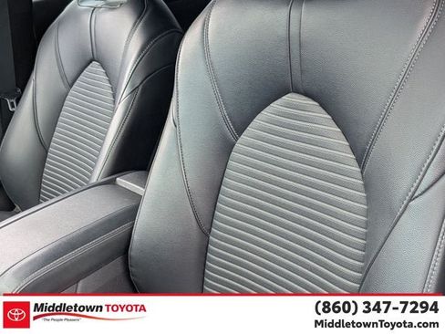 Used 2023 Toyota Highlander XSE AWD/4WD image 9