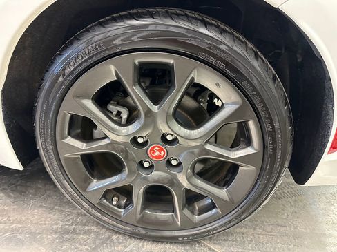 Used 2017 FIAT 124 Spider Abarth image 36