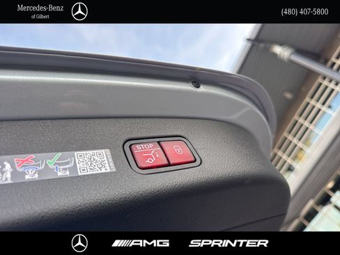 New 2026 Mercedes-Benz GLC 300 image 8