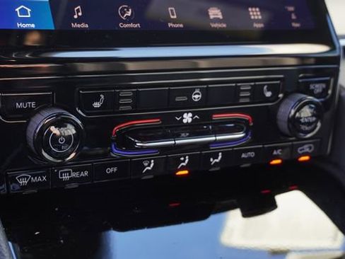 New 2025 Jeep Grand Cherokee Limited AWD/4WD image 26