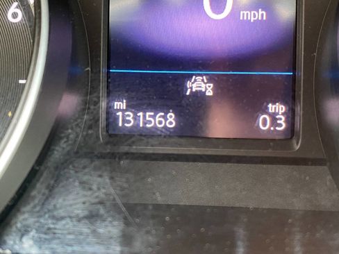 Used 2021 Volkswagen Atlas SE image 21