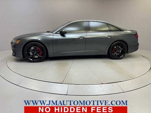 Used 2020 Audi S6 Prestige w/ Prestige Package image 2