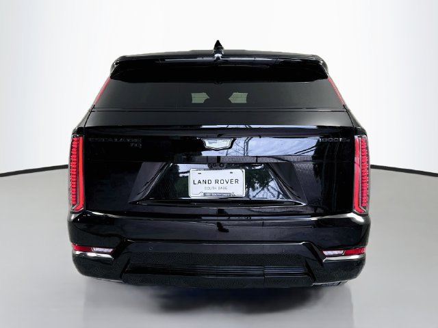Used 2026 Cadillac Escalade IQ Sport 1 w/ LPO, ONYX Package AWD/4WD image 6