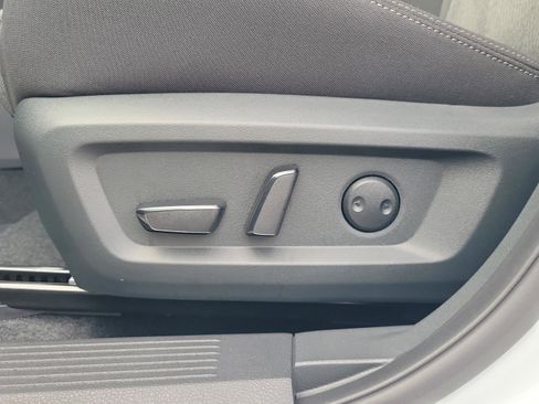 New 2026 Nissan Rogue SV image 21