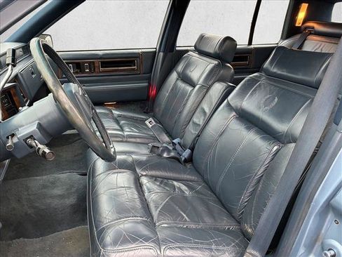Used 1989 Cadillac De Ville Sedan FWD image 12
