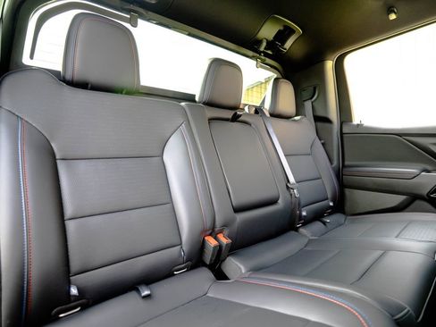 Used 2025 Chevrolet Silverado EV RST AWD/4WD image 32