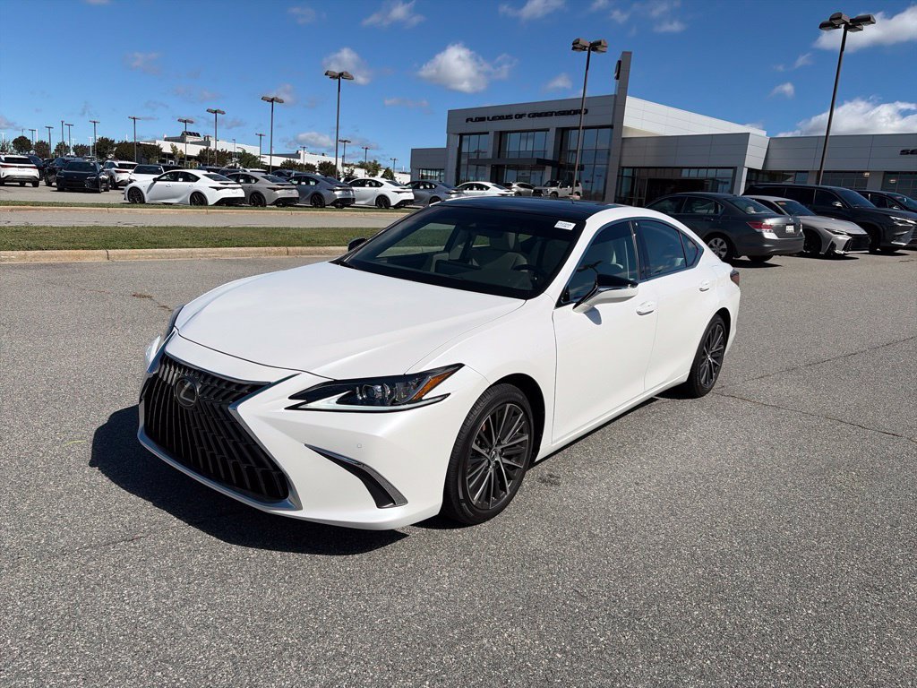Used 2025 Lexus ES 350 w/ Premium Package FWD image 1