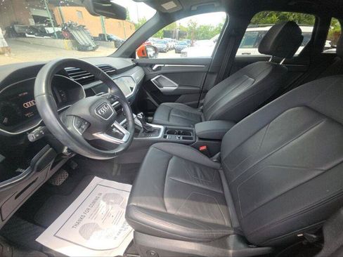Used 2025 Audi Q3 2.0T Premium AWD/4WD image 3