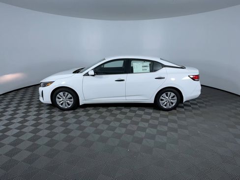 New 2025 Nissan Sentra S image 5