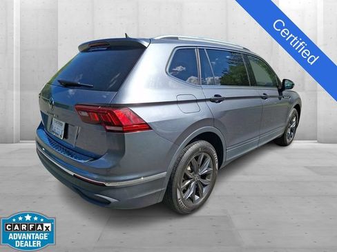Certified 2023 Volkswagen Tiguan SE w/ Panoramic Sunroof Package FWD image 6