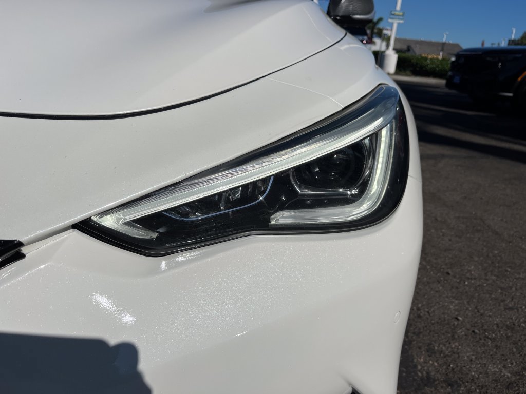 Used 2017 INFINITI Q60 3.0t w/ Premium Plus Package 3.0T RWD image 33