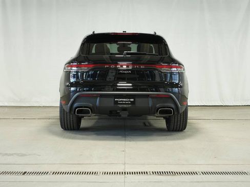 New 2026 Porsche Macan image 6