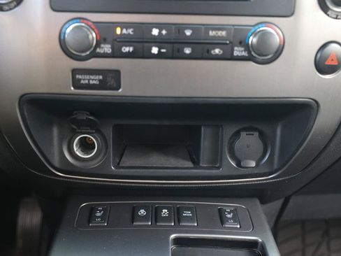 Used 2014 Nissan Armada Platinum RWD image 33