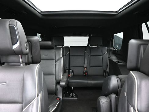 Used 2023 Cadillac Escalade Sport AWD/4WD image 27