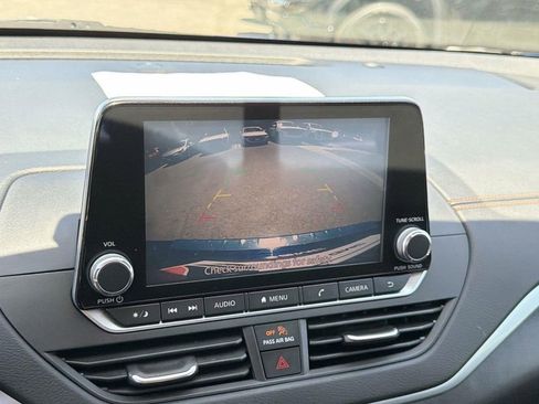 Used 2019 Nissan Altima 2.5 SR w/ SR Premium Package FWD image 14