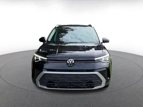 Used 2026 Volkswagen Taos SE FWD image 4