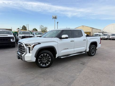 Used 2022 Toyota Tundra Limited AWD/4WD image 2