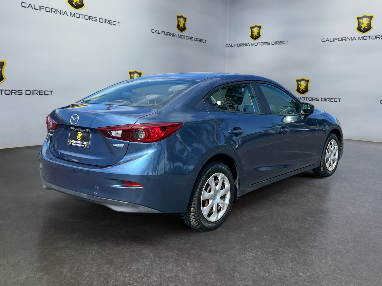 Used 2017 MAZDA MAZDA3 Sport FWD image 5