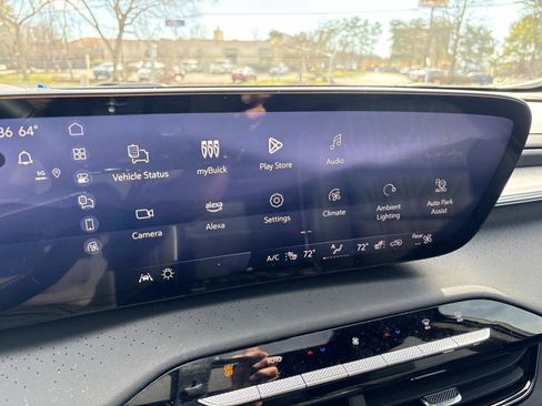 Certified 2025 Buick Enclave Avenir w/ Super Cruise Package image 22