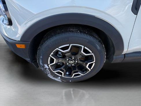 Certified 2025 Ford Bronco Sport Outer Banks w/ Outer Banks Tech Package+ AWD/4WD image 28