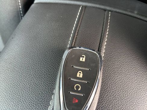Used 2025 Chevrolet Blazer LT FWD image 25