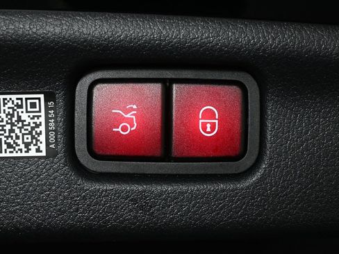Certified 2026 Mercedes-Benz C 300 Sedan image 29