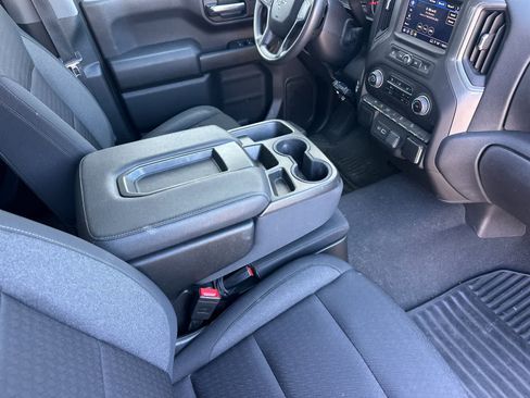 Used 2023 Chevrolet Silverado 1500 Custom Trail Boss AWD/4WD image 15