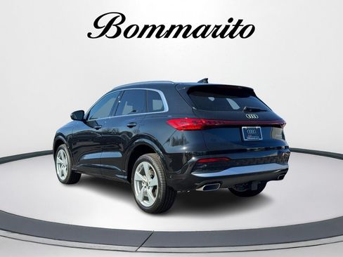 Used 2025 Audi Q5 Premium Plus AWD/4WD image 3