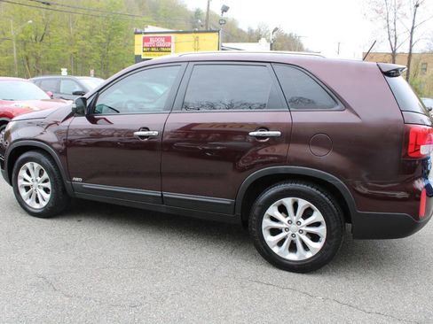 Used 2014 Kia Sorento EX w/ EX V6 Touring Package AWD/4WD image 11