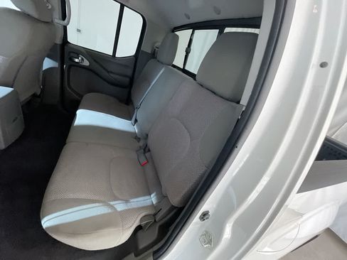 Used 2019 Nissan Frontier SV AWD/4WD image 21