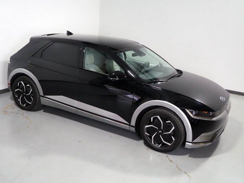 Used 2023 Hyundai Ioniq 5 Limited RWD image 12