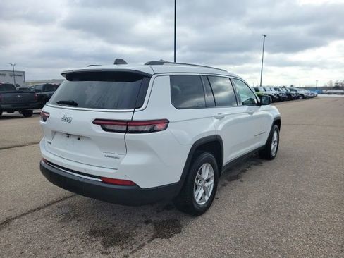 Used 2023 Jeep Grand Cherokee L Laredo AWD/4WD image 21