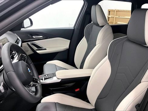 New 2026 BMW X1 xDrive28i w/ M Sport Package AWD/4WD image 24