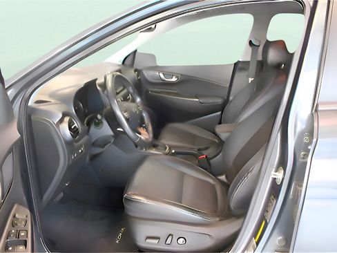 Used 2021 Hyundai Kona Limited w/ Cargo Package image 24