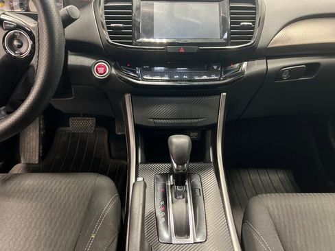 Used 2016 Honda Accord EX image 13