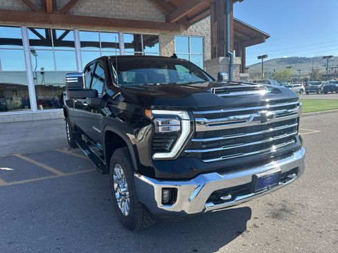 New 2025 Chevrolet Silverado 2500 LTZ w/ LTZ Convenience Package image 6