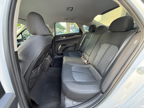 Used 2024 Kia K5 LXS image 10