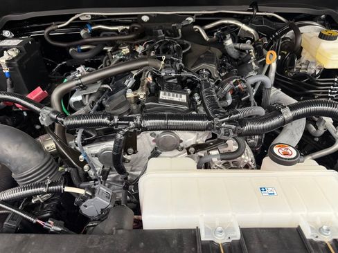 Used 2026 Toyota Tacoma SR5 AWD/4WD image 39