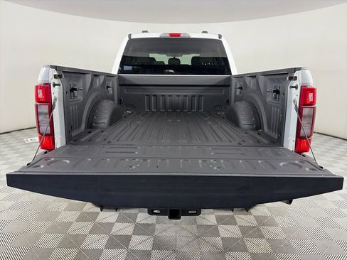 Certified 2022 Ford F250 XLT w/ XLT Value Package AWD/4WD image 26