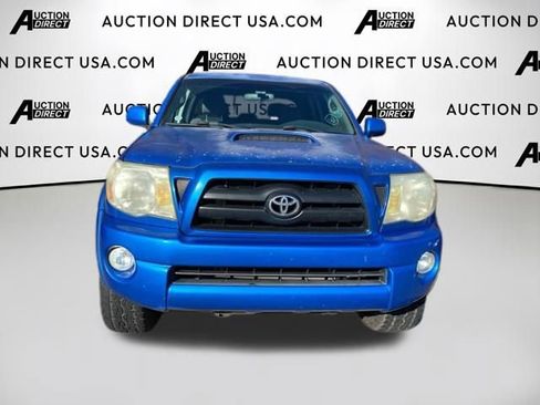 Used 2005 Toyota Tacoma PreRunner image 6
