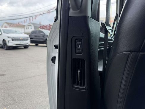 Used 2021 Honda Odyssey EX-L image 21