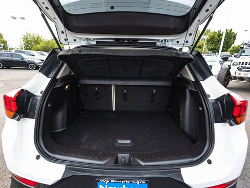 Used 2023 Buick Encore GX Preferred w/ Cold Weather Comfort Package image 23